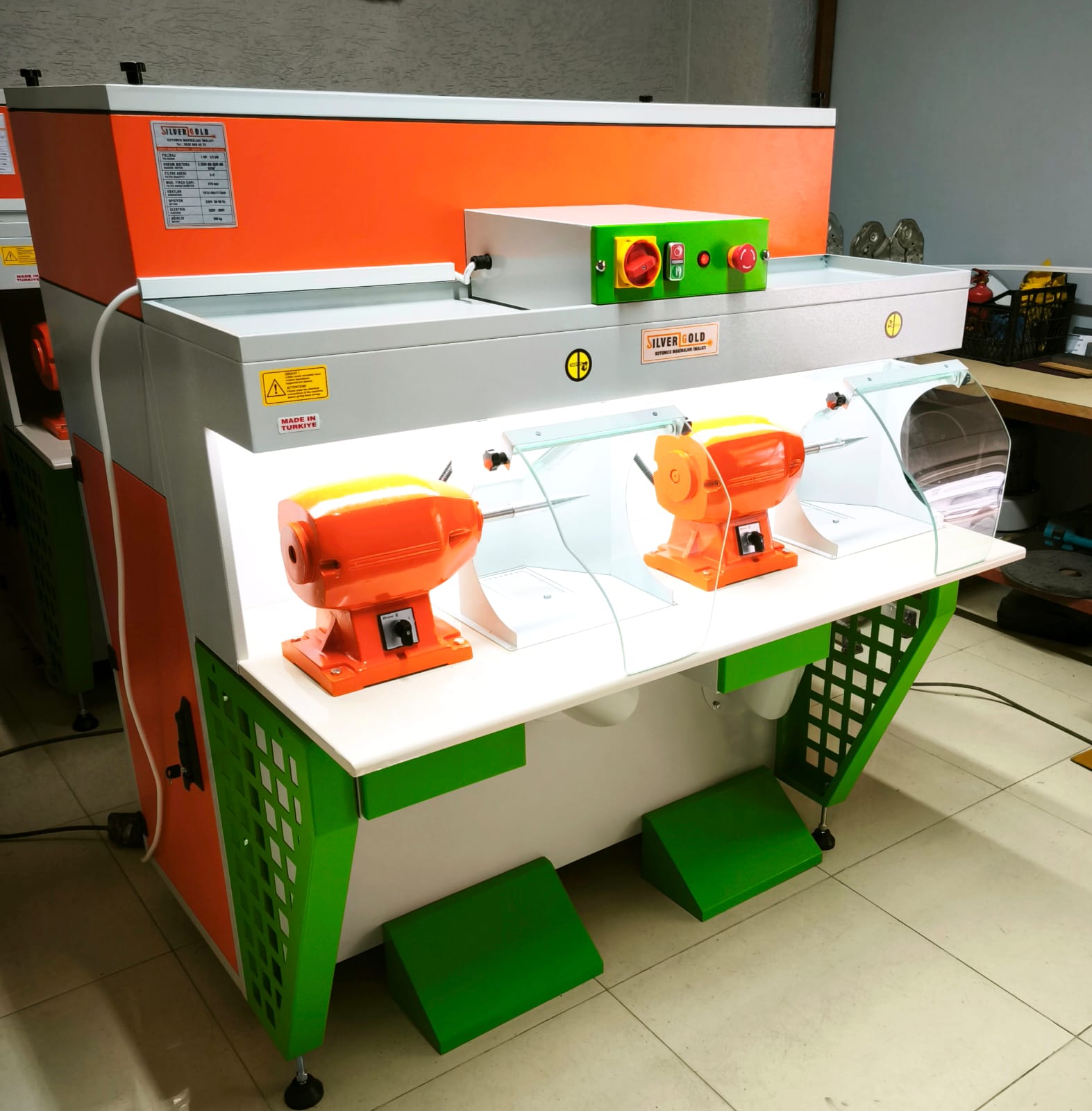 SÜPER VAKUM SUSTURUCULU ÖZEL TASARIM CİLA  MAKİNESİ
